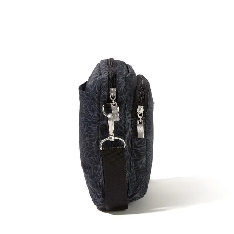 Baggallini Modern Everywhere Explorer Crossbody