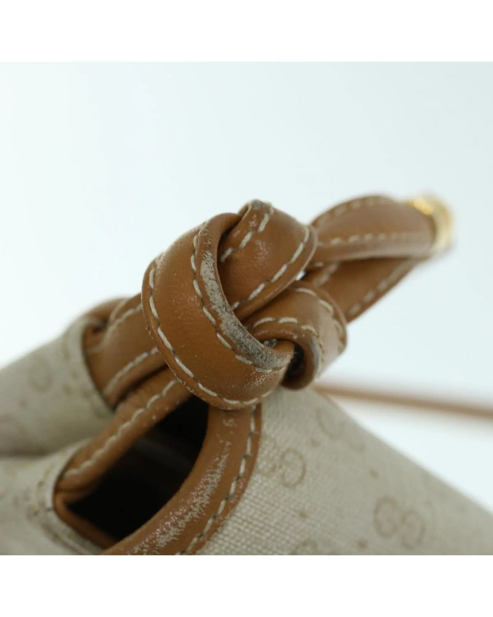 Beige Micro GG Supreme Shoulder Bag - Italian-Made Luxury Accessory