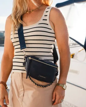 HALSEY SLING BAG NAVY