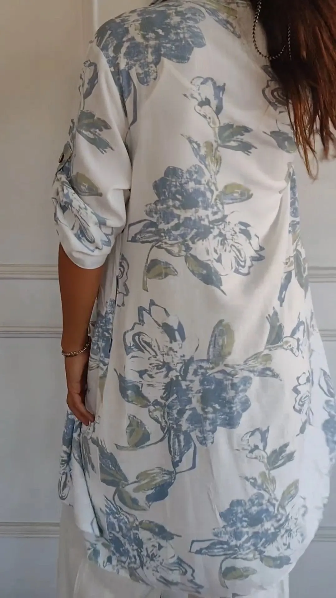 Joana- elegant button dress